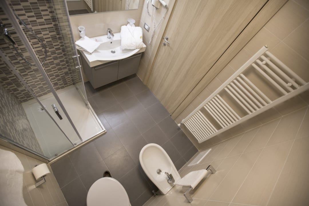 Zimmer Residence Aparthotel Des Alpes