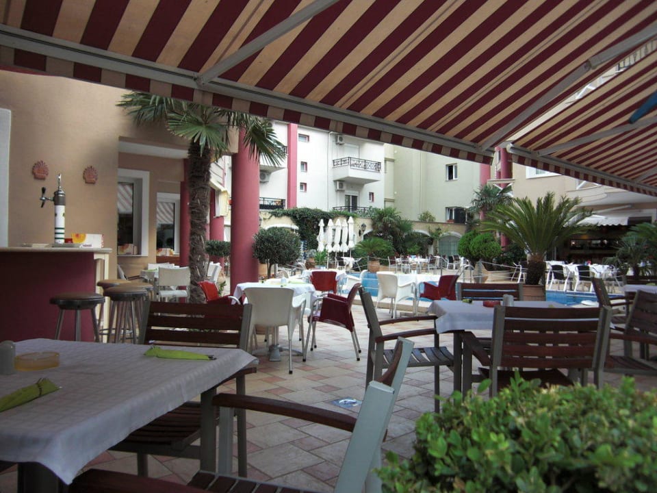 Evilion Evilion Sea & Sun Hotel