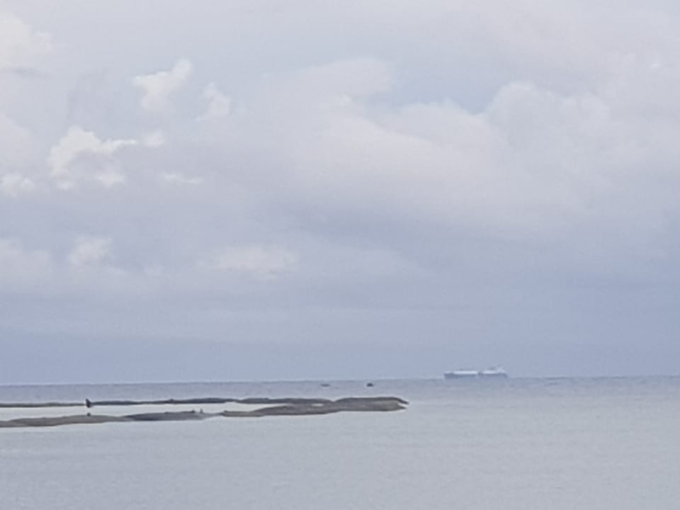 Meer immer mit abgrenzenden Abschnitten Bahia Principe Luxury Bouganville