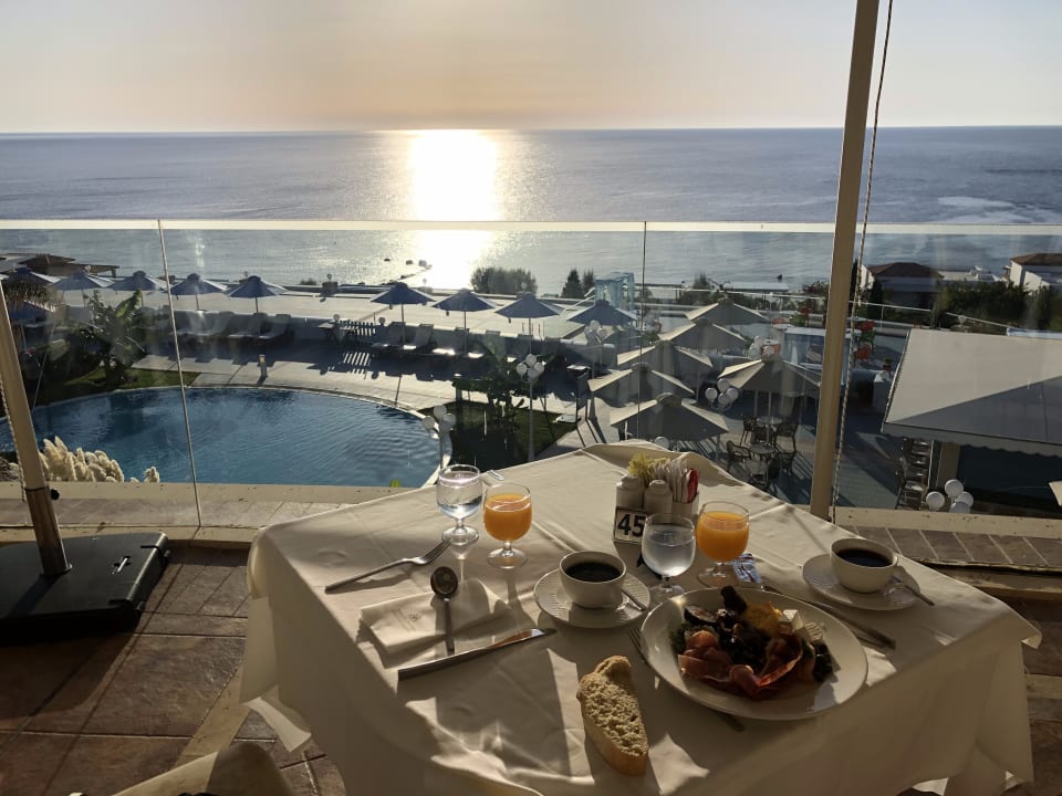 Gastro Atrium Prestige Thalasso Spa Resort & Villas