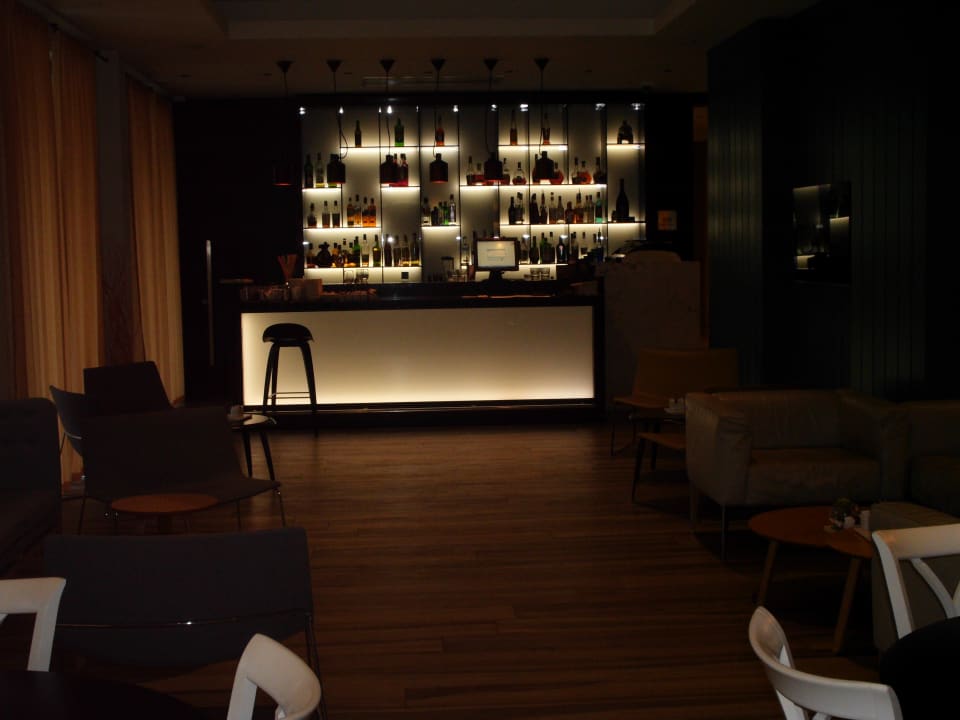Bar Hotel Budva