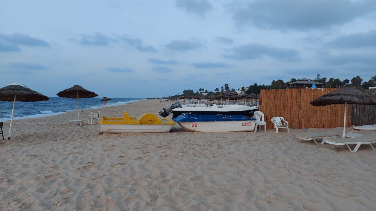 Strand Hotel Royal Nozha