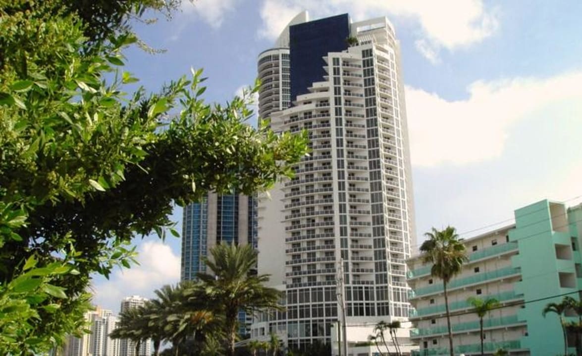 Außenansicht Trump International Beach Resort