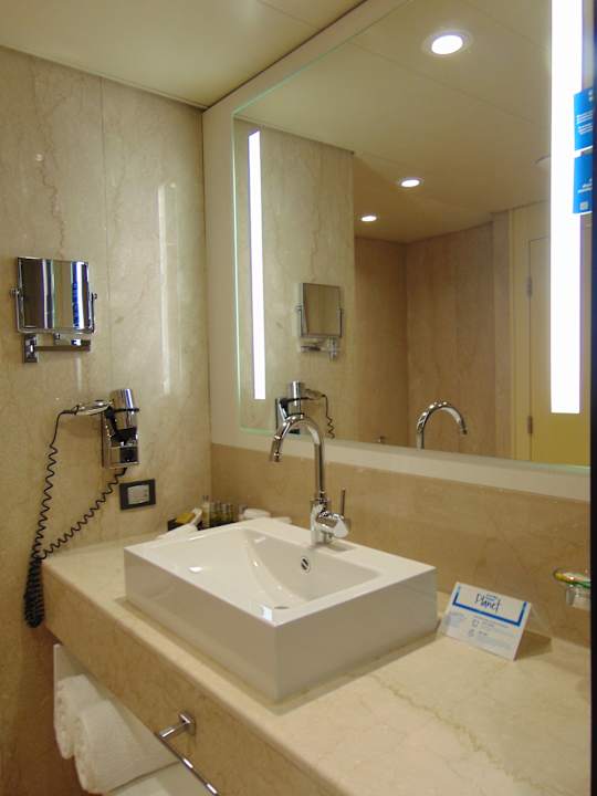 Zimmer Transcorp Hilton Abuja