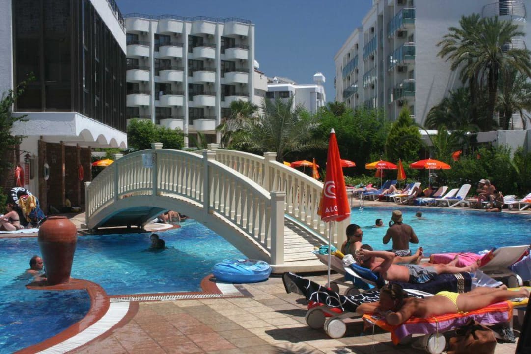 Basen hotelowy Hotel Blue Bay Classic