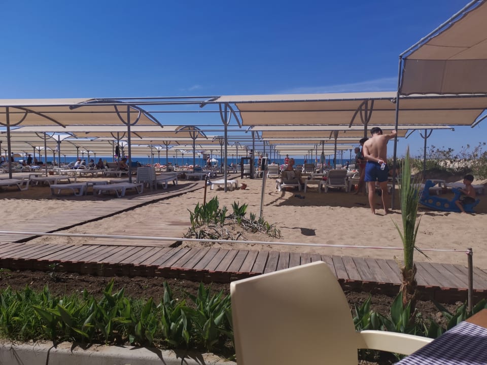 Strand Side Aquamarin Resort & Spa