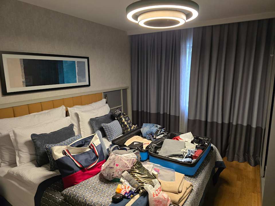 Sonstiges Arum Barut Collection