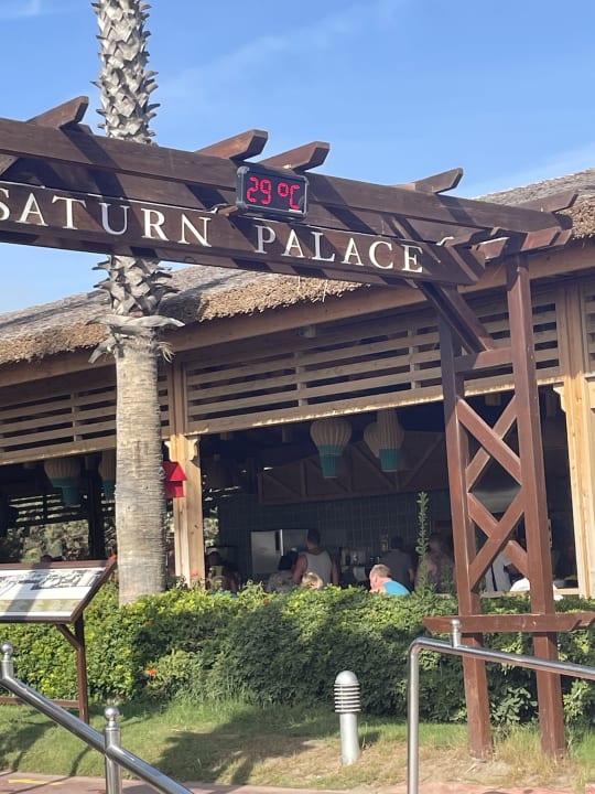 Gastro Saturn Palace Resort Hotel