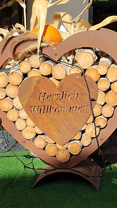 Außenansicht Der Kirchenwirt