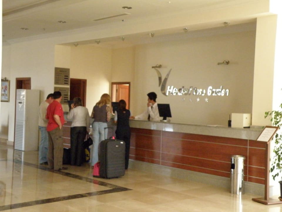 Recepcja hotelowa Miarosa Konaklı Garden