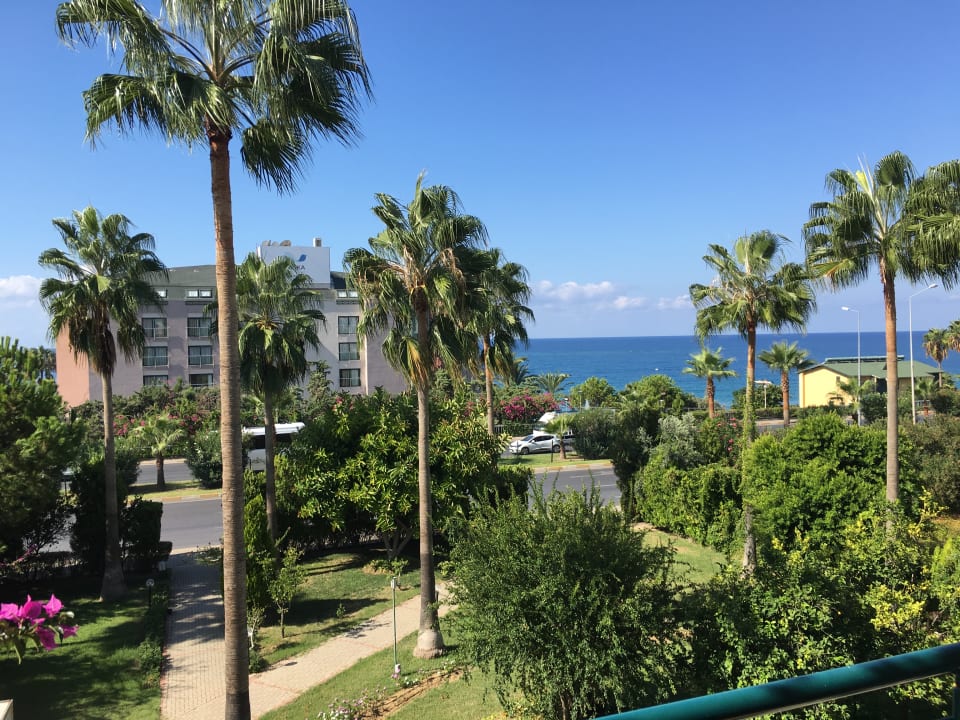 Ausblick Aska Hotel Just in Beach
