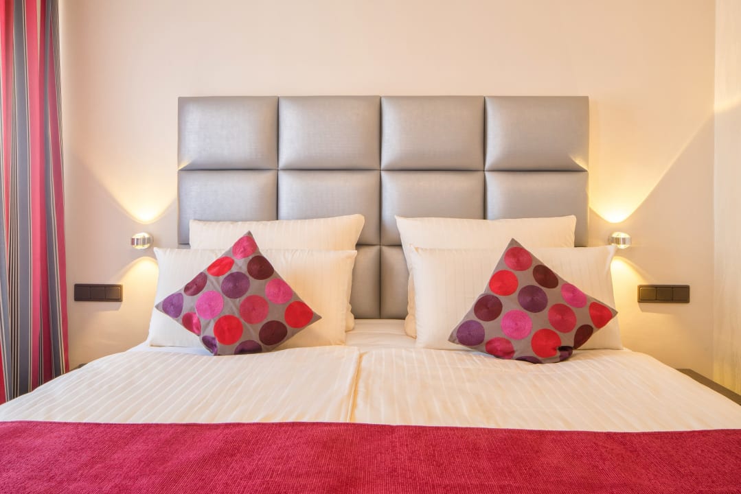 Zimmer NP Hotel Königshof