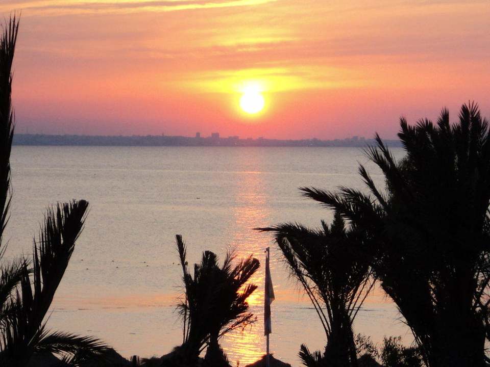 Sonnenuntergang Hotel Rosa Beach