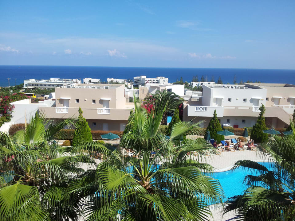 Blick vom Balkon Grand Hotel Holiday Resort