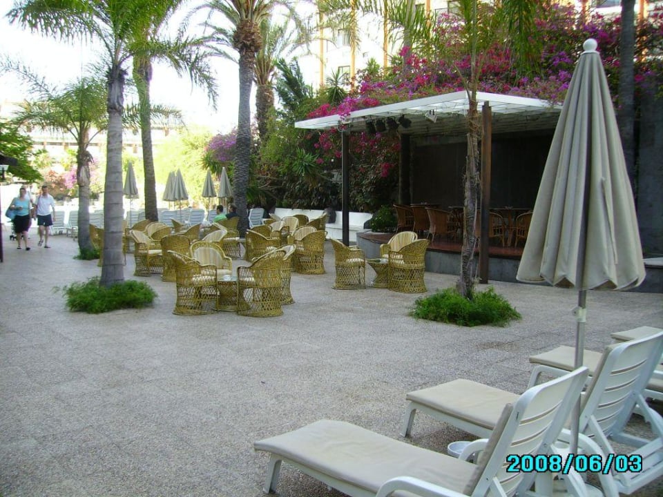 Aussenbereich Bull Escorial & Spa