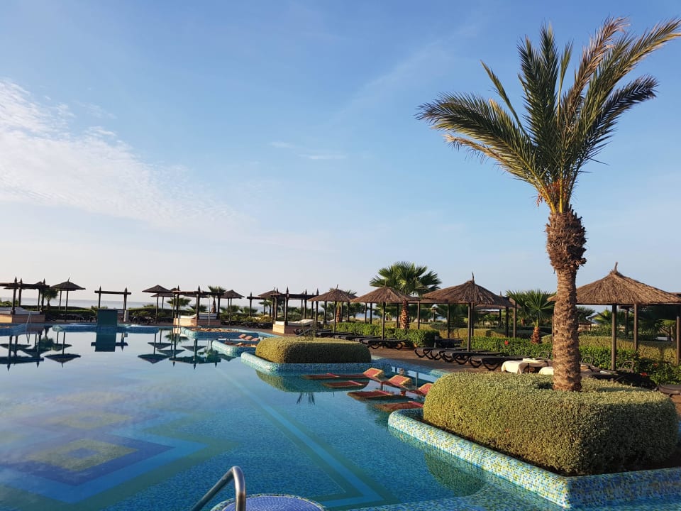 Pool im Adults only Bereich Hotel Riu Touareg