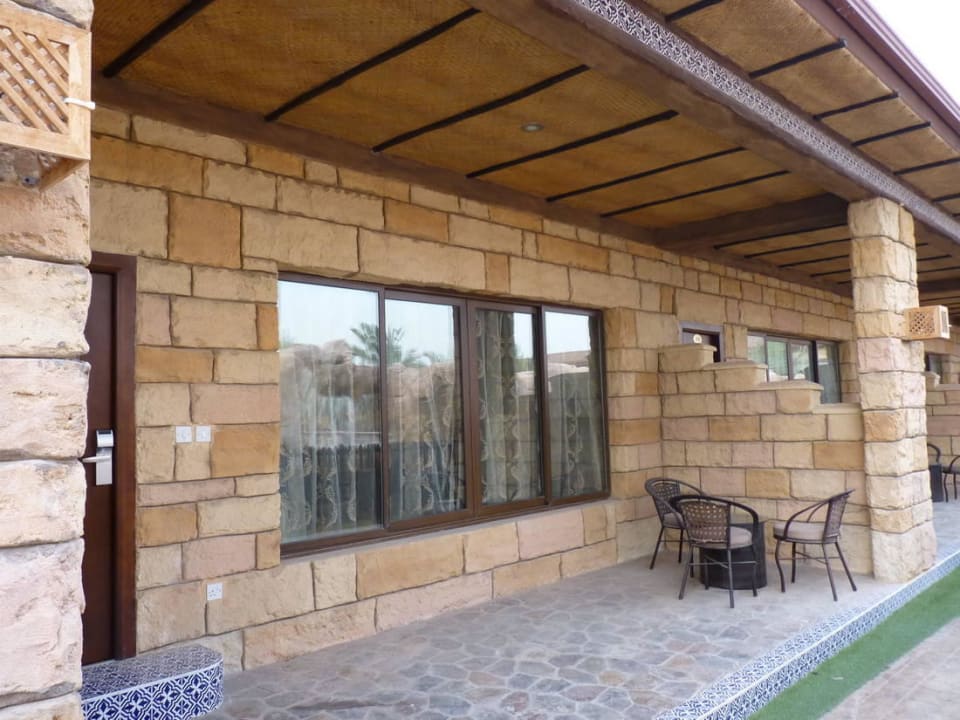 Терраса Hotel Emirates Park Resort