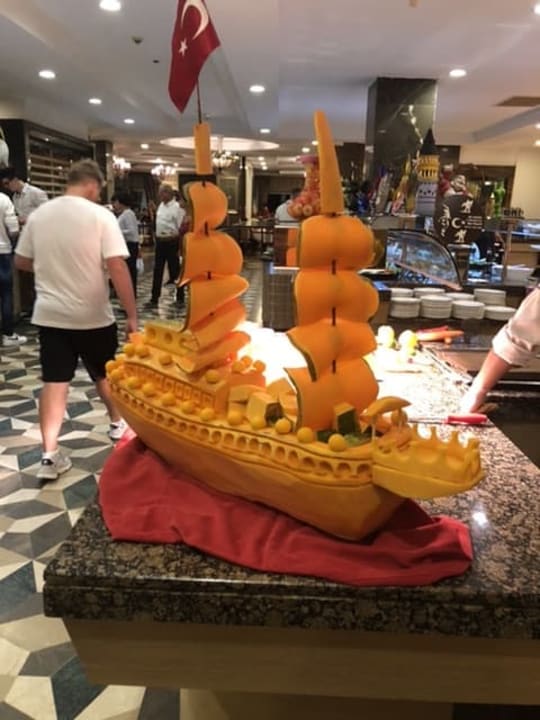 Gastro Alba Queen Hotel