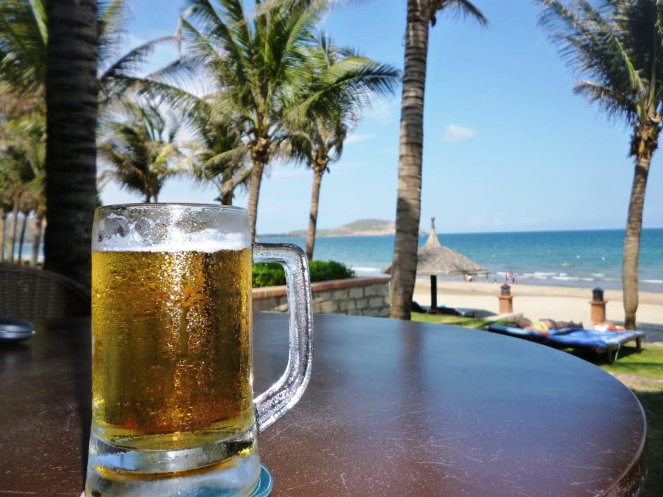 Poolbar - Prost Pandanus Resort