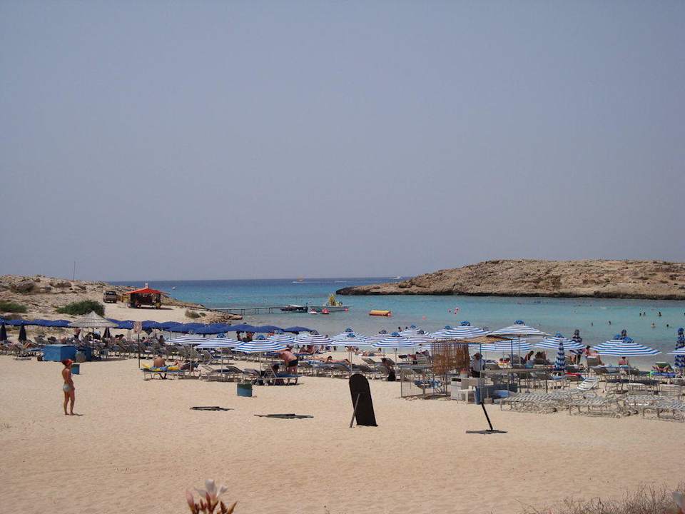 Strand Tasia Maris Gardens