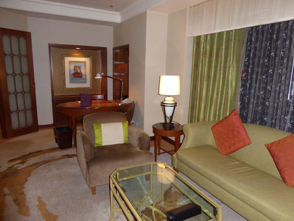Deluxe Suite Wohnbereich Sheraton Imperial Kuala Lumpur