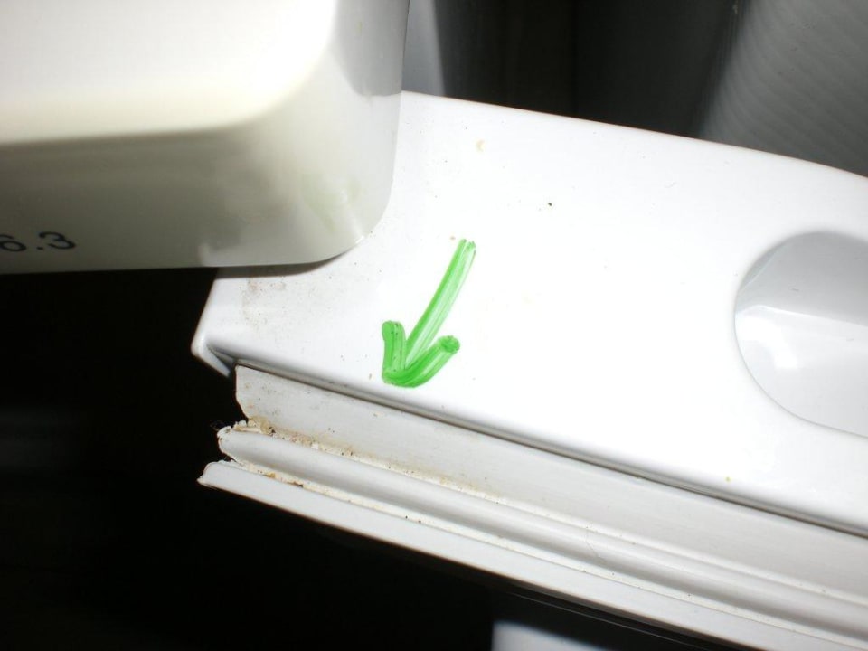 Schimmel in rubberrand eó Maspalomas Resort