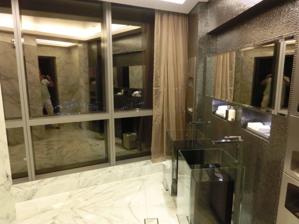 WC Conrad Abu Dhabi Etihad Towers