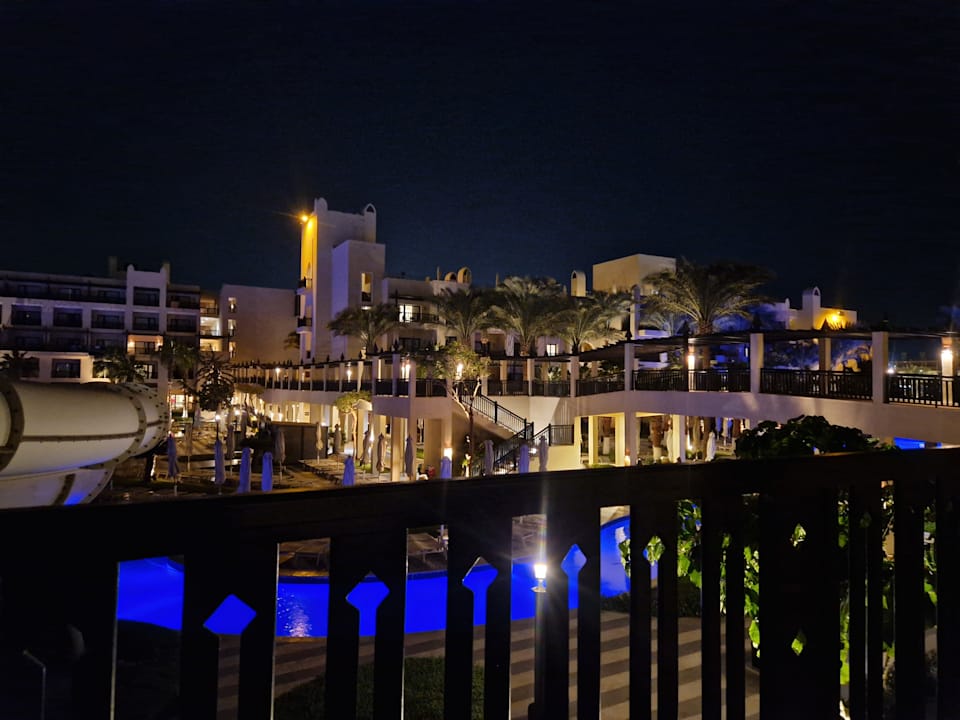 Pool Steigenberger Aqua Magic