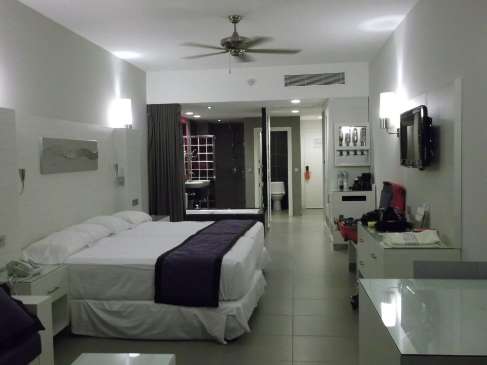 Ein sehr schönes, großes Zimmer Hotel Riu Palace Bavaro