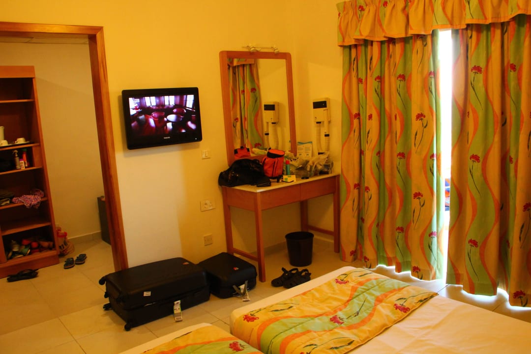 Zimmer Paradise Bay Resort Hotel