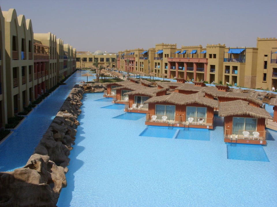 Pool-Bungalows Titanic Beach Spa & Aqua Park