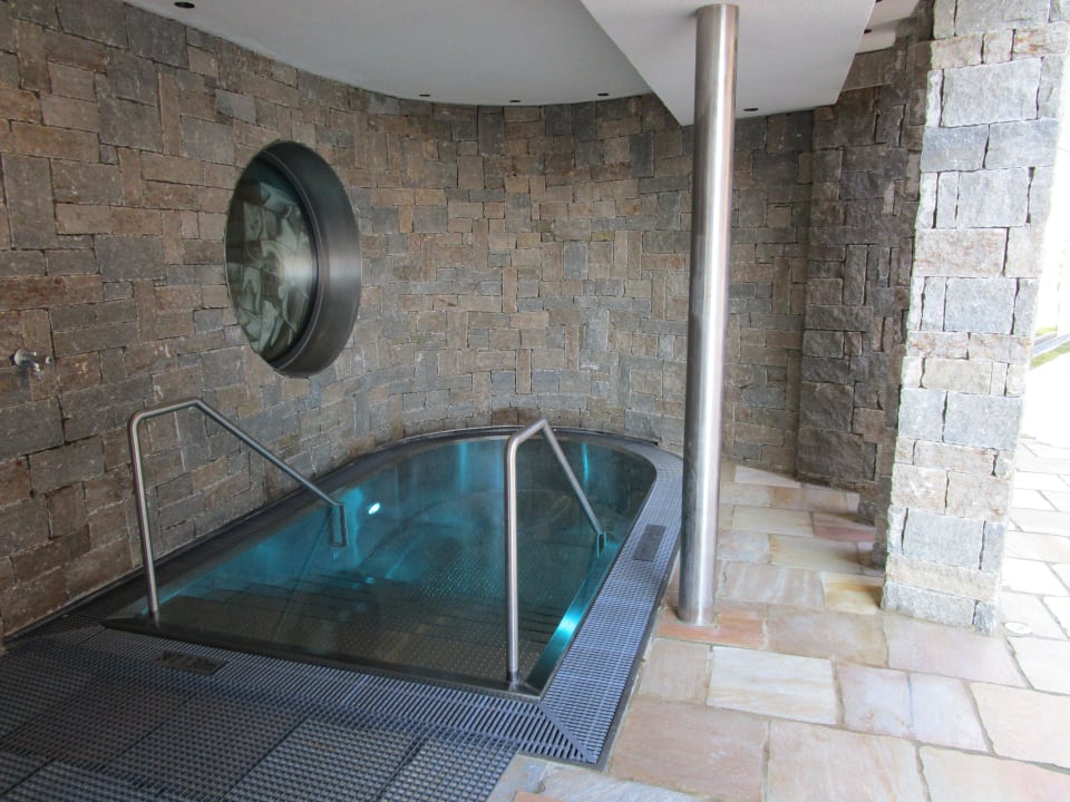 Rauvbecken Schlosshotel Fiss