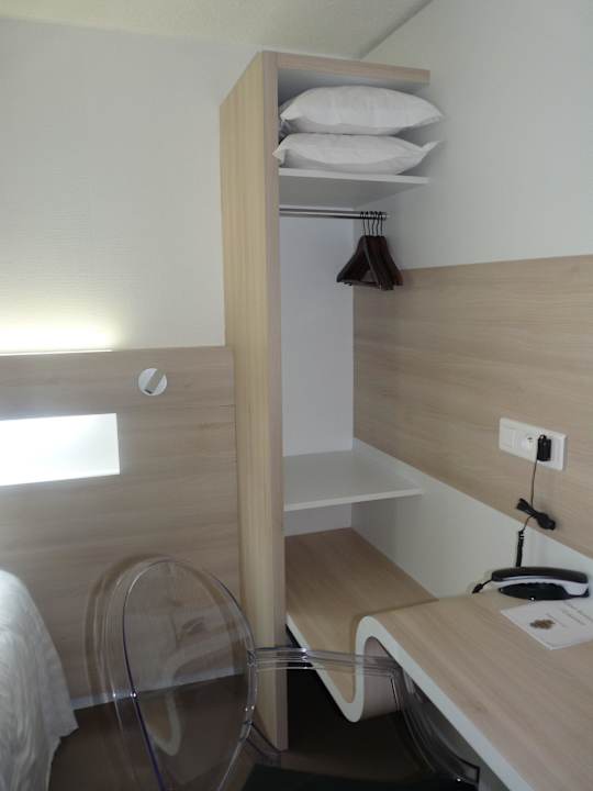 Bureau Hotel l'Eskemm