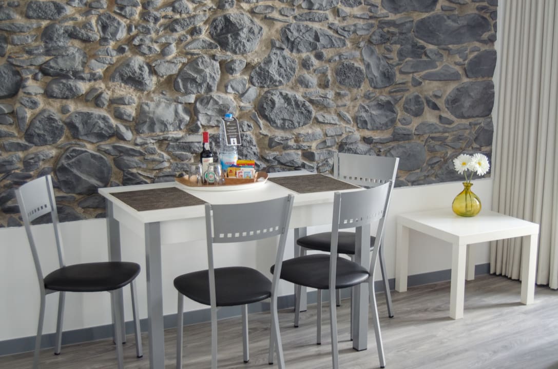 Zimmer Apartamentos Funchal by Petit Hotels