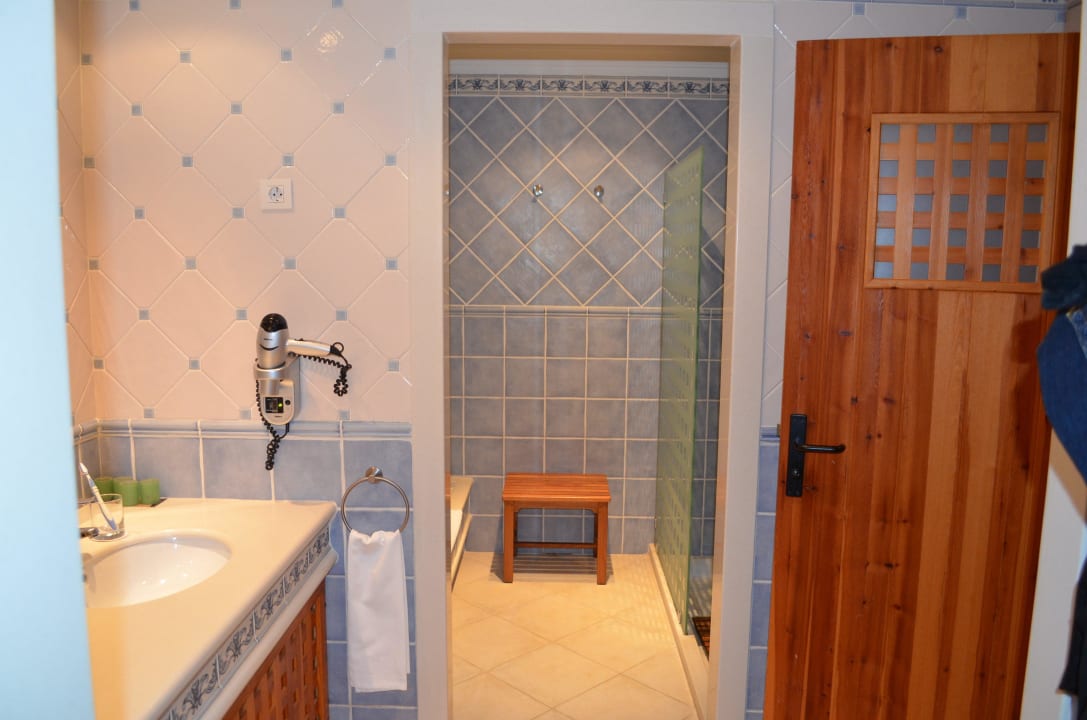 Dreigeteiltes Bad Princesa Yaiza Suite Hotel Resort