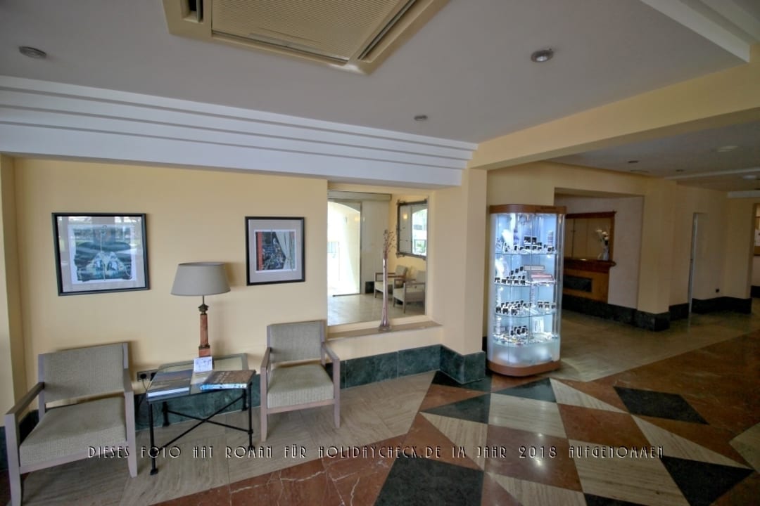 Lobby Hotel Club S'Illot