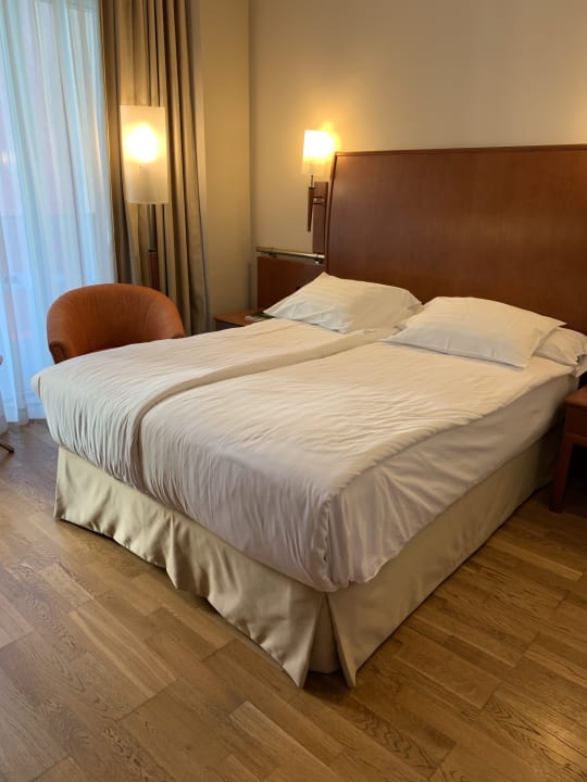 Zimmer Bull Reina Isabel & Spa