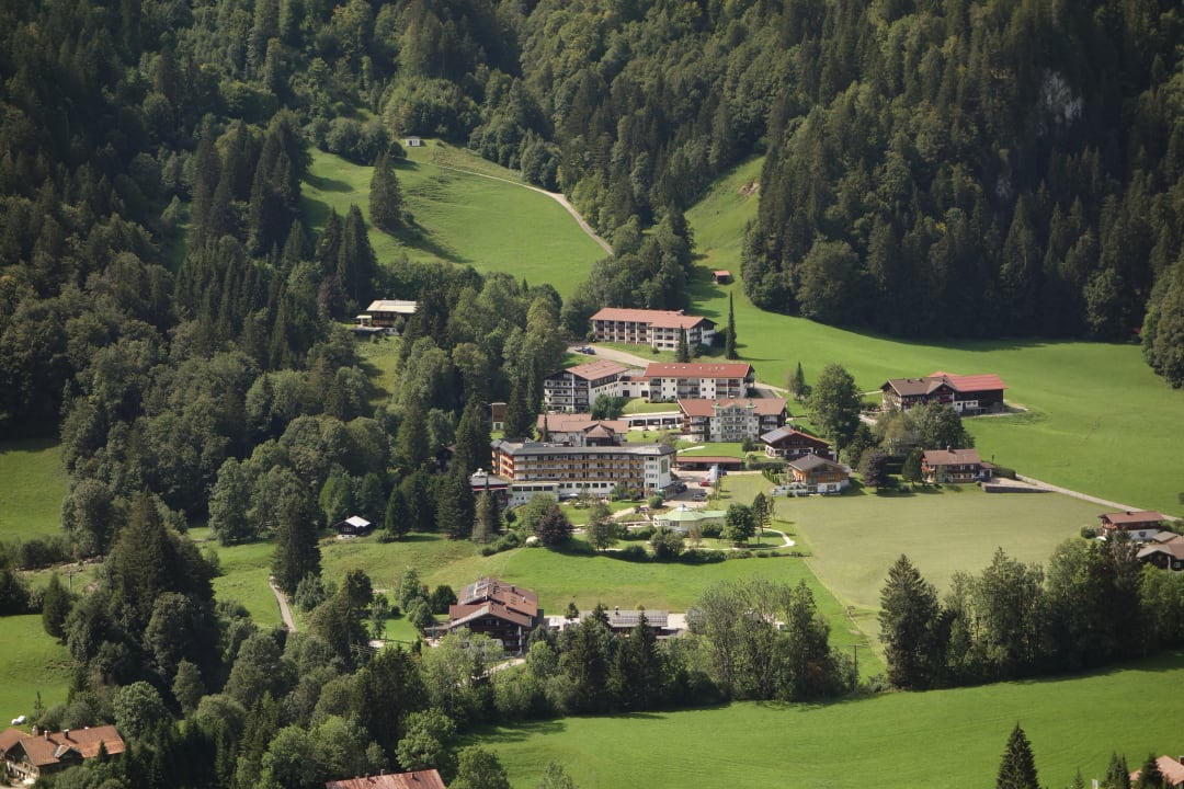 Außenansicht Alpenhotel Oberstdorf