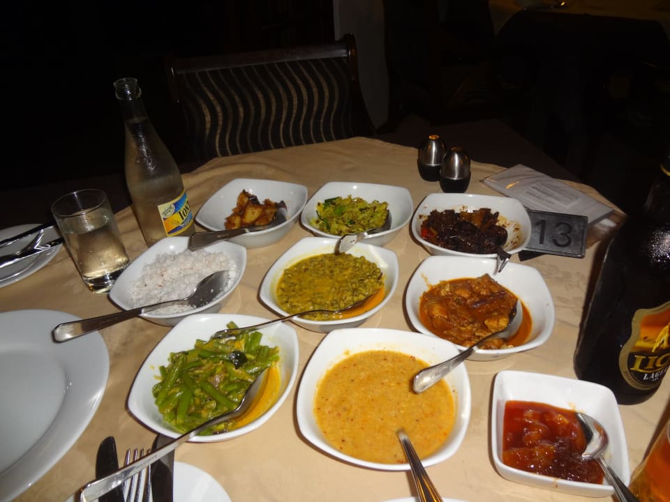 Lecker Curry am Abend! Kithala Resort