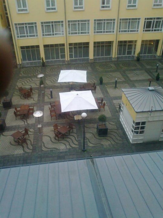 Terrasse mit Rheinblick Dorint Hotel Bonn