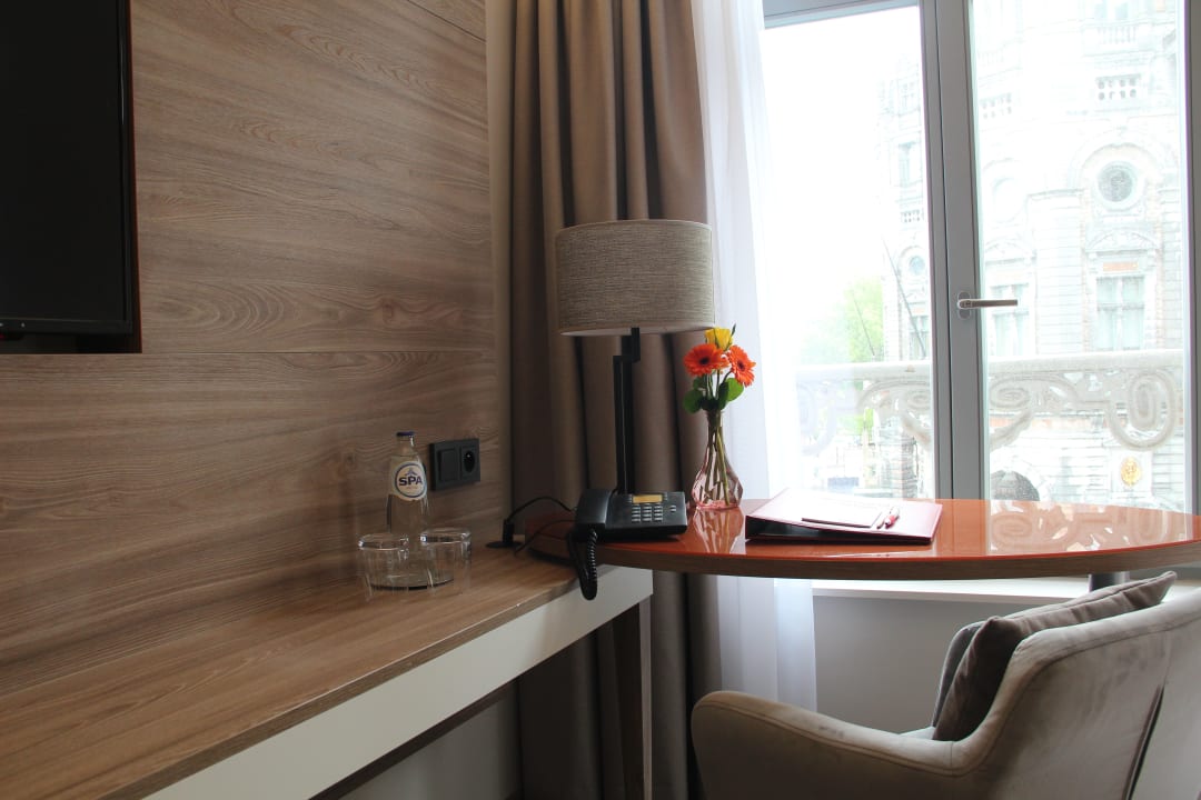 Zimmer Leonardo Hotel Antwerpen