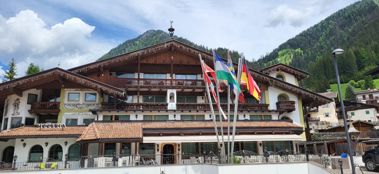 Außenansicht Sport Hotel Majarè