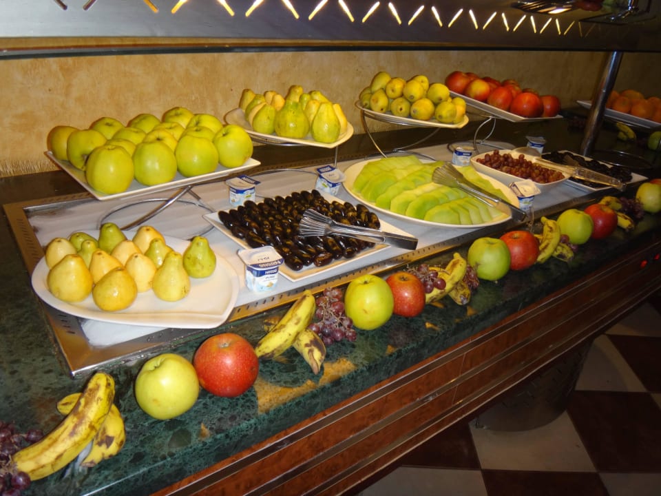 Büffet im Kaiser Restaurant Pickalbatros Dana Beach Resort - Hurghada