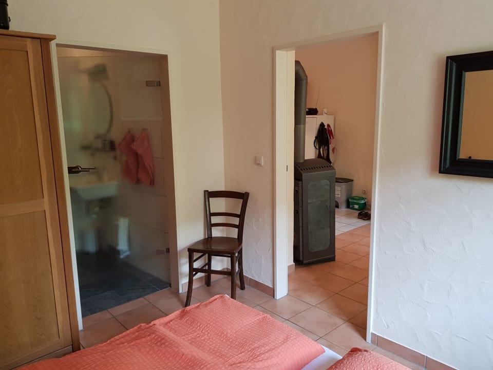 Zimmer Ferienweingut SerwaziWein