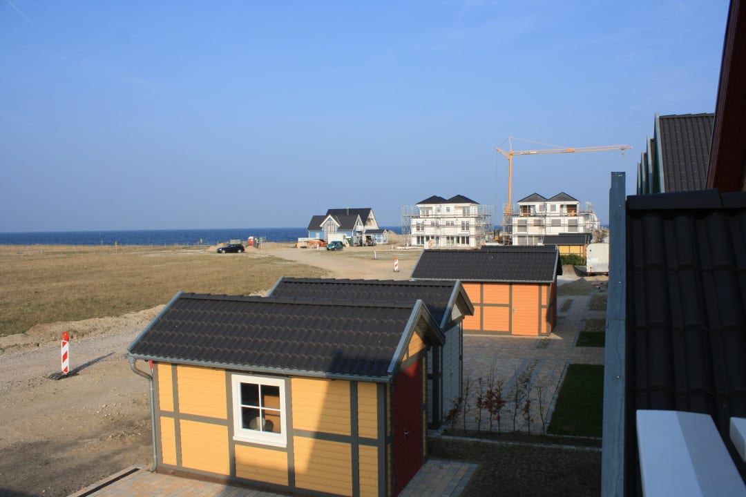 Blick von einem der Balkone auf das Meer  OstseeResort Olpenitz - Ferienhaus Am Yachthafen 39