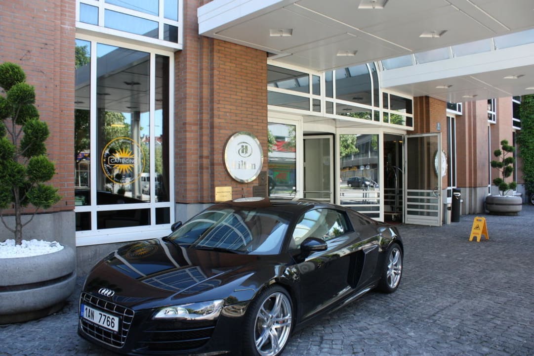 Eingangsbereich Hilton Munich City