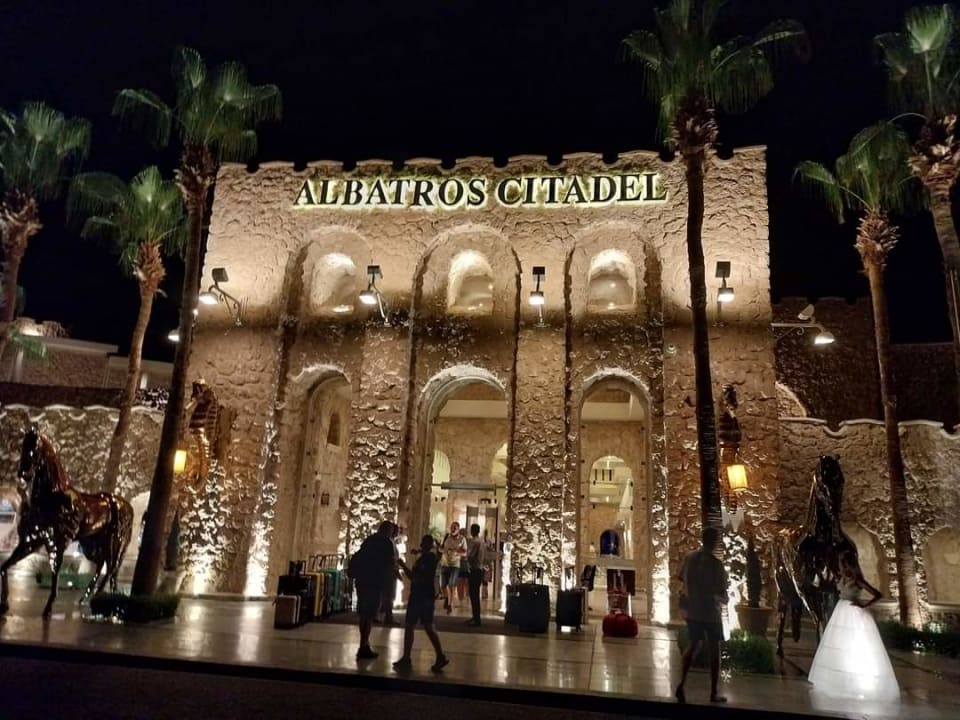 Außenansicht Pickalbatros Citadel Resort