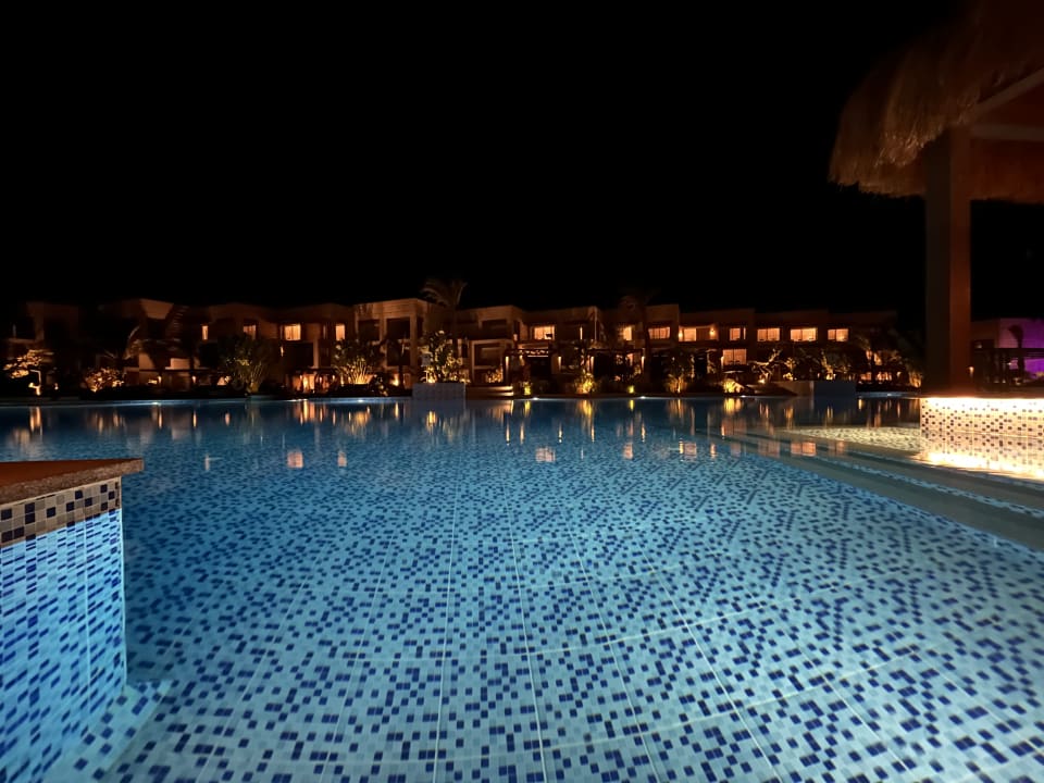 Pool Steigenberger Resort Ras Soma