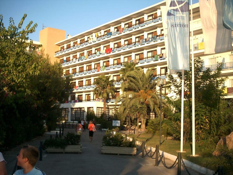 Außenansicht azuLine Hotel Bergantin