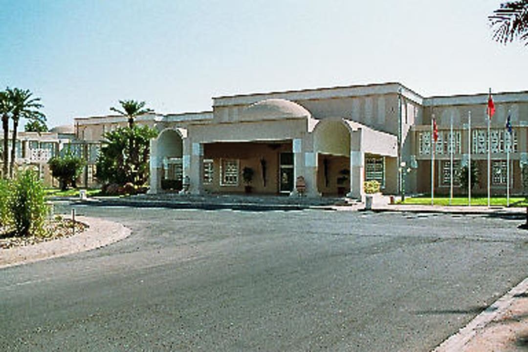 Hoteleingang Zita Beach Resort